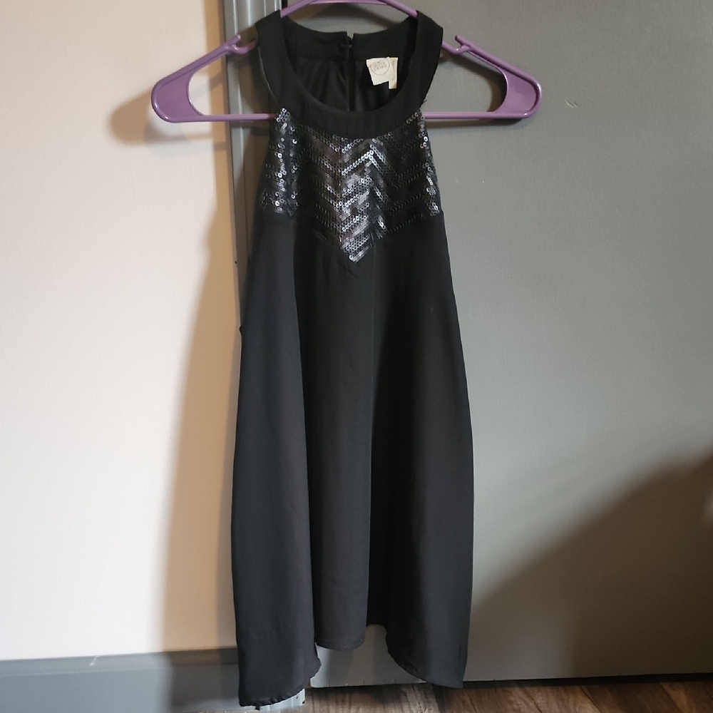 Black Sleeveless Tank with Sequin Detail M